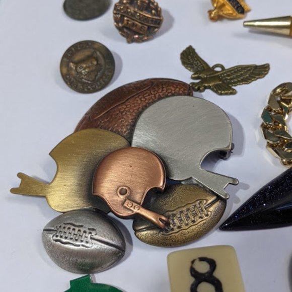 Vintage Junk Drawer Lot Jewelry & Bits For Crafts - Picture 7 of 12